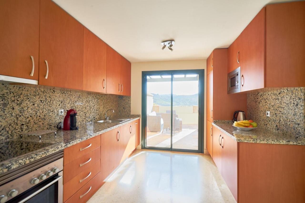 Capanes Del Golf Apartment Benahavis Bagian luar foto