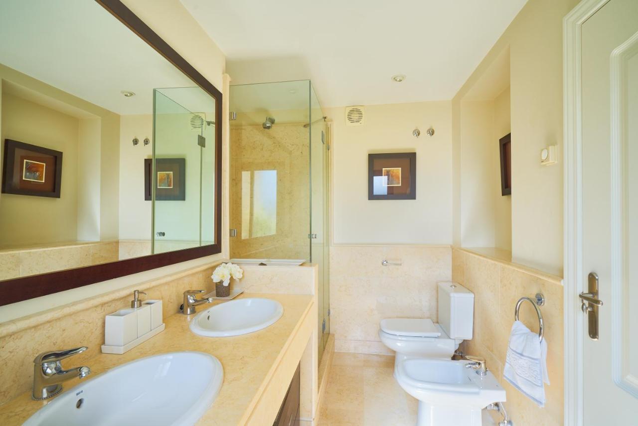 Capanes Del Golf Apartment Benahavis Bagian luar foto