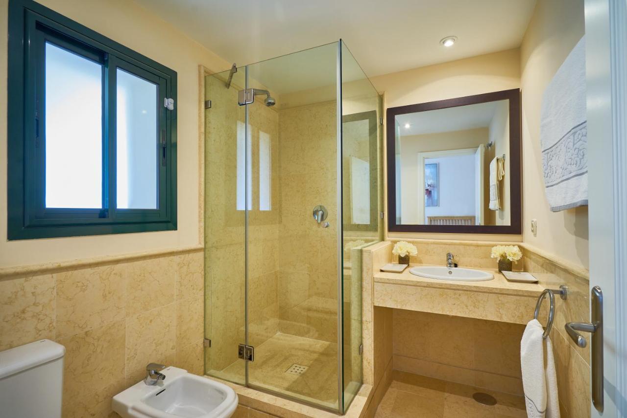 Capanes Del Golf Apartment Benahavis Bagian luar foto